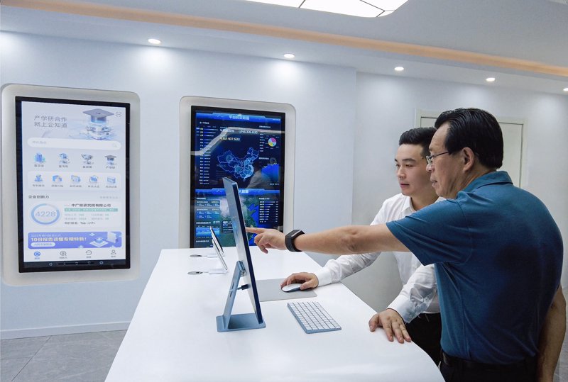 上海软件开发步入新篇章：行业动态与前景展望